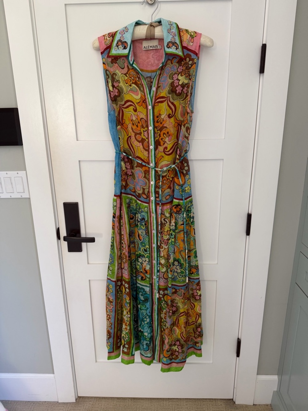 Alémais Sleeveless Multicolor Printed Midi Dress - Picture 2 of 5
